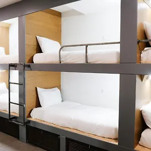  Hostal Cwtsh