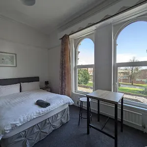 Singleton Short R7r5 Guest house