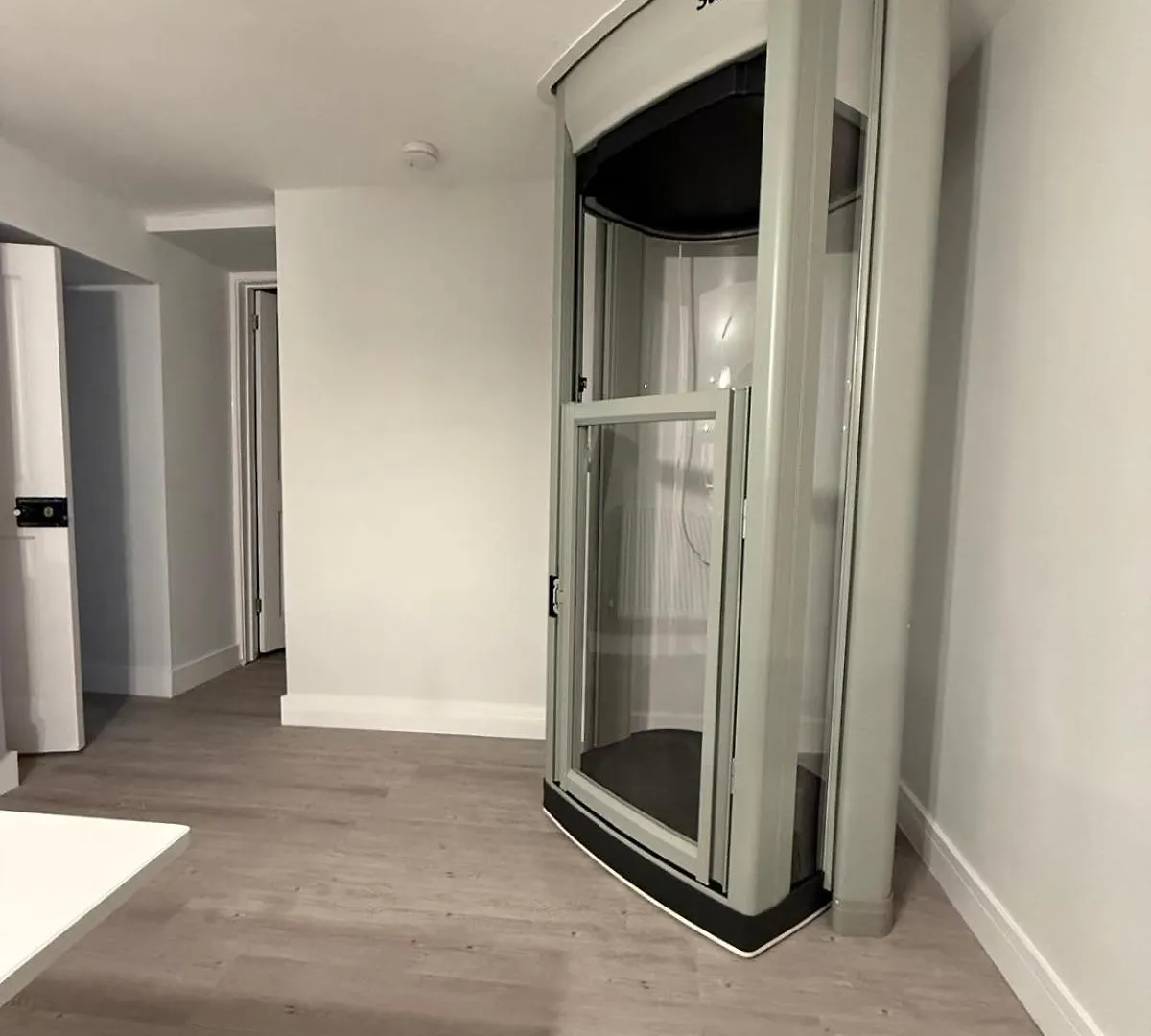Elegant Room With Sea And Garden View In Swansea City Centre Guest house